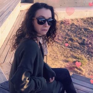 Meet your Posher, Kyndra